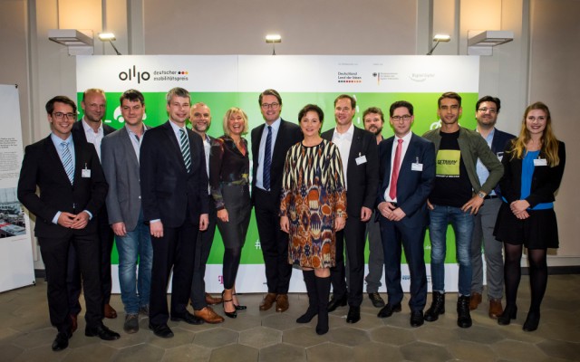 Bundesverkehrsminister Scheuer ehrt die Preisträger des Deutschen Mobilitätspreises