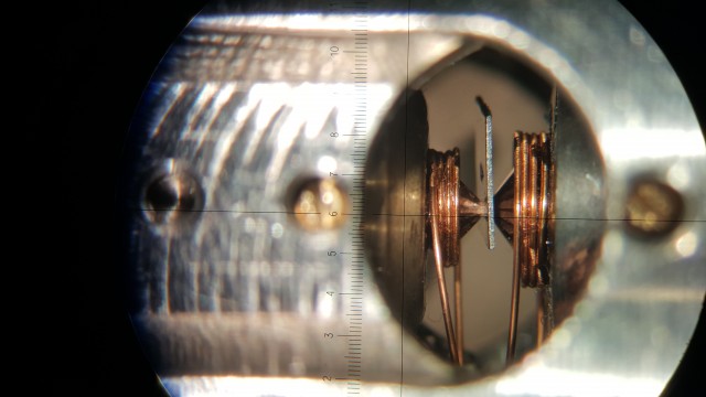 Das Innere einer Diamantstempelzelle für die NMR-Spektroskopie