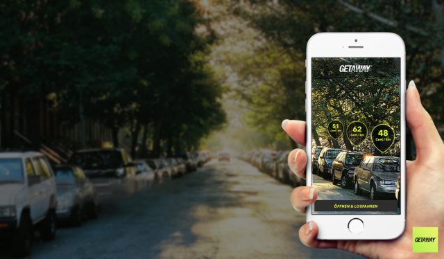 The GET-A-WAY Carsharing App shows the costs for lending a private car.